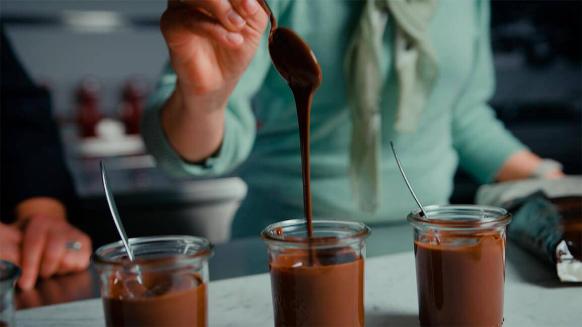 TESTING THE FLUIDITY OF CALLEBAUT CHOCOLATE 